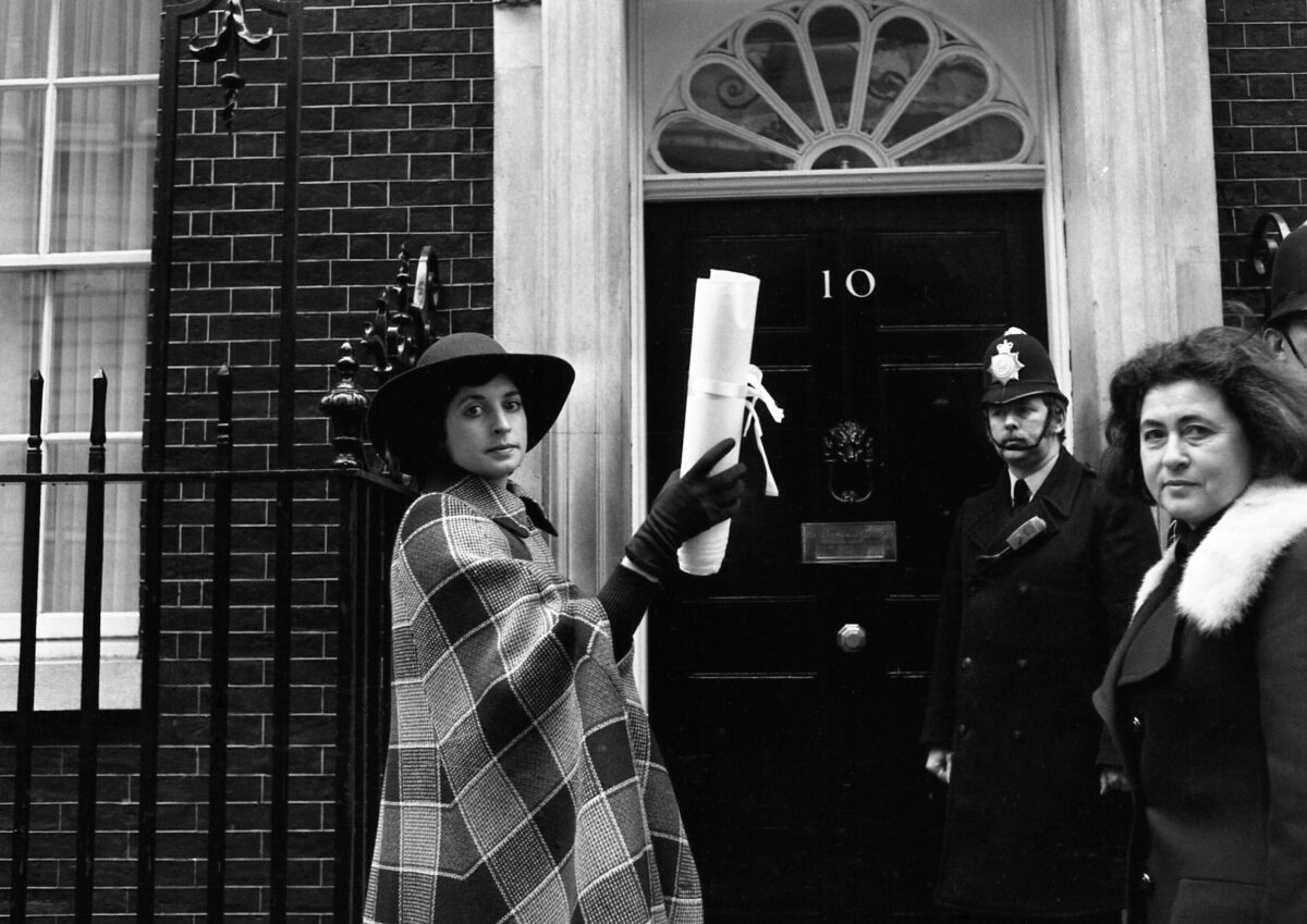 Sybil Sitcom Prunella Scales, who played Sybil in British sitcom ‘Fawlty Towers ...